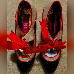 Bordello Black, Beige & Red Retro Ribbon Pumps